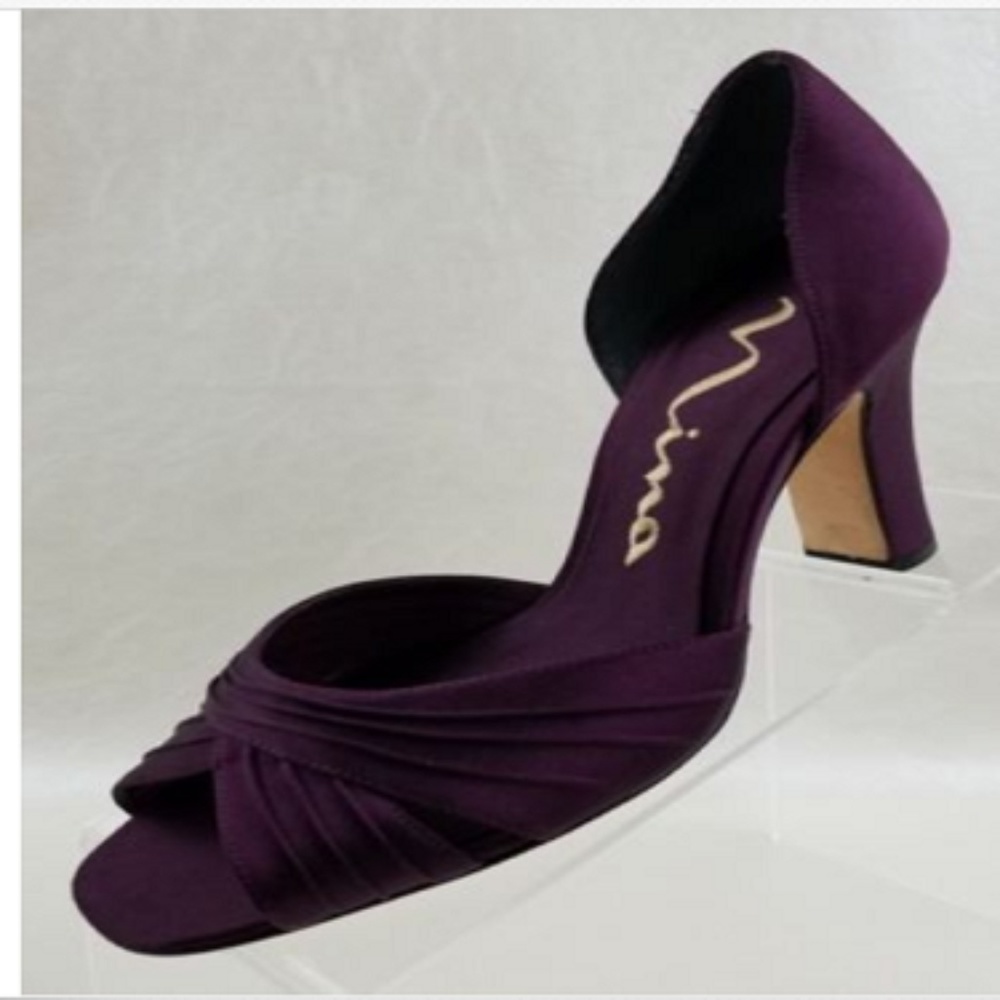 Nina Satin Open Toe Burgundy Block Heels Size 9.5M